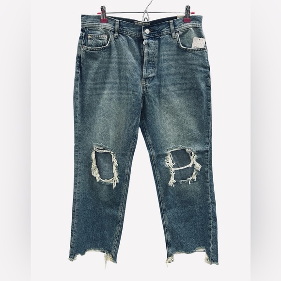 Free People Jeans Blue Maggie Distressed Raw Hem Mid Rise Straight Leg Size 29 - Picture 6 of 13